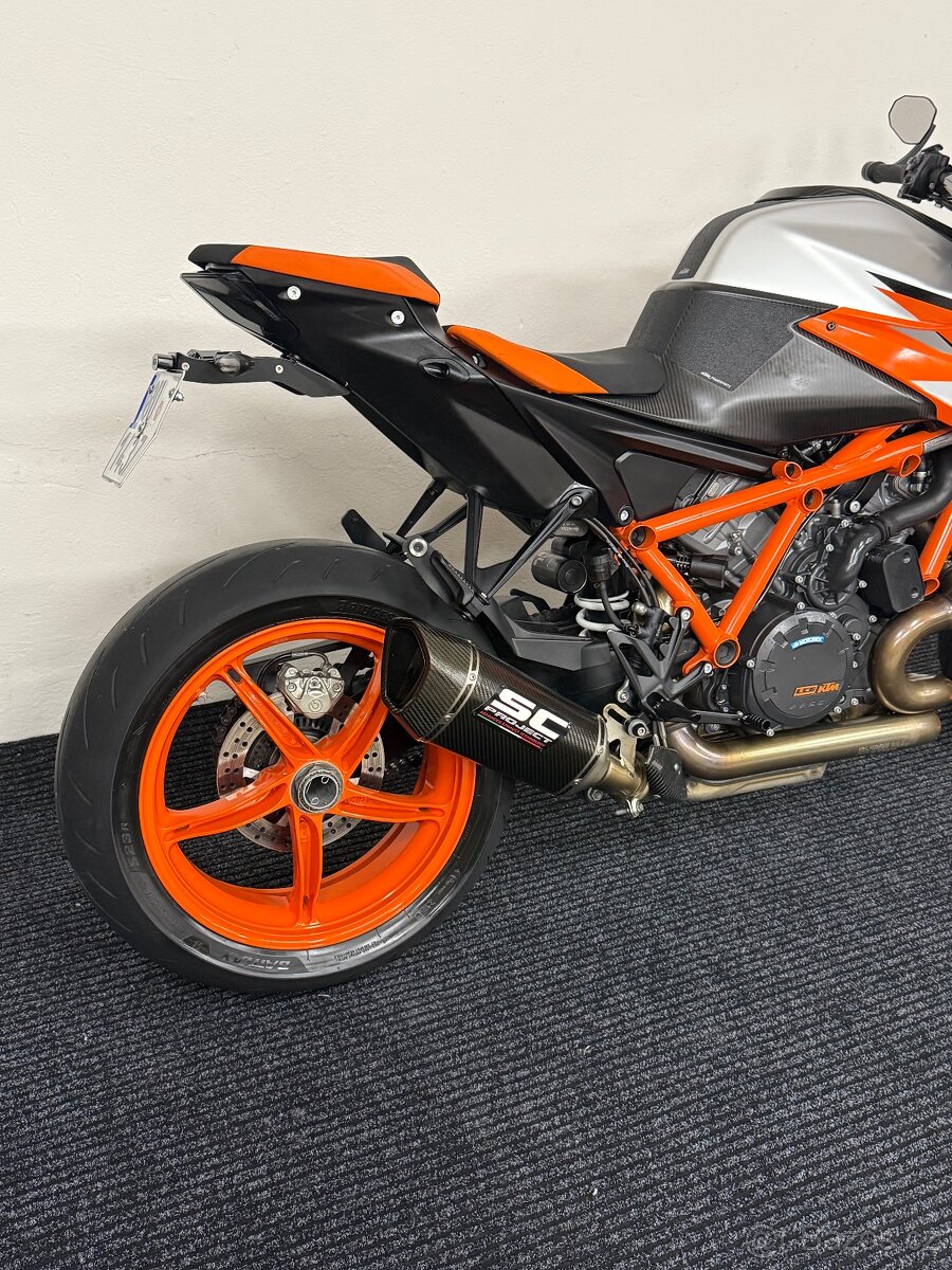 KTM SUPERDUKE 1290r 2022 - 4
