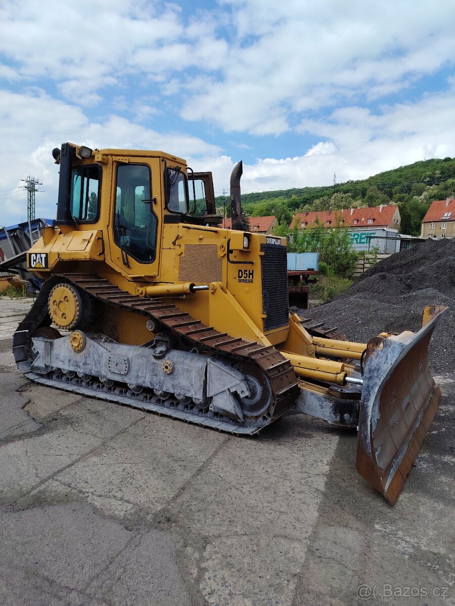 Dozer Cat D5 - 4