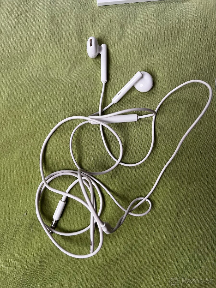 Apple iPhone X 64GB vesmírně šedý - 4