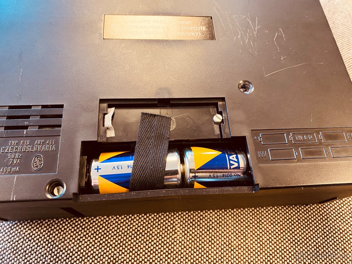 Kazetový magnetofon Tesla K10 - 4