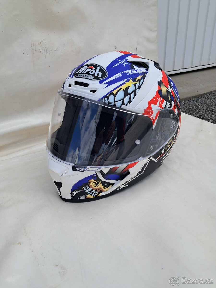 Helma , přilba. - 4