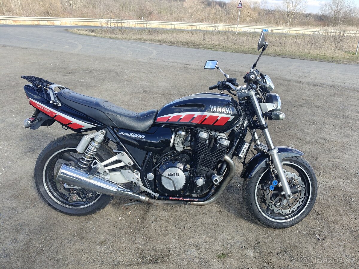 Yamaha xjr 1200 - 4