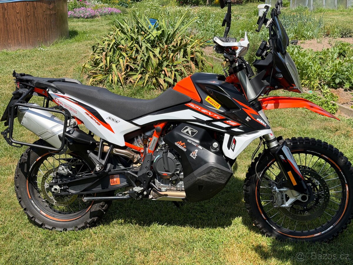 KTM Adventure R - 4