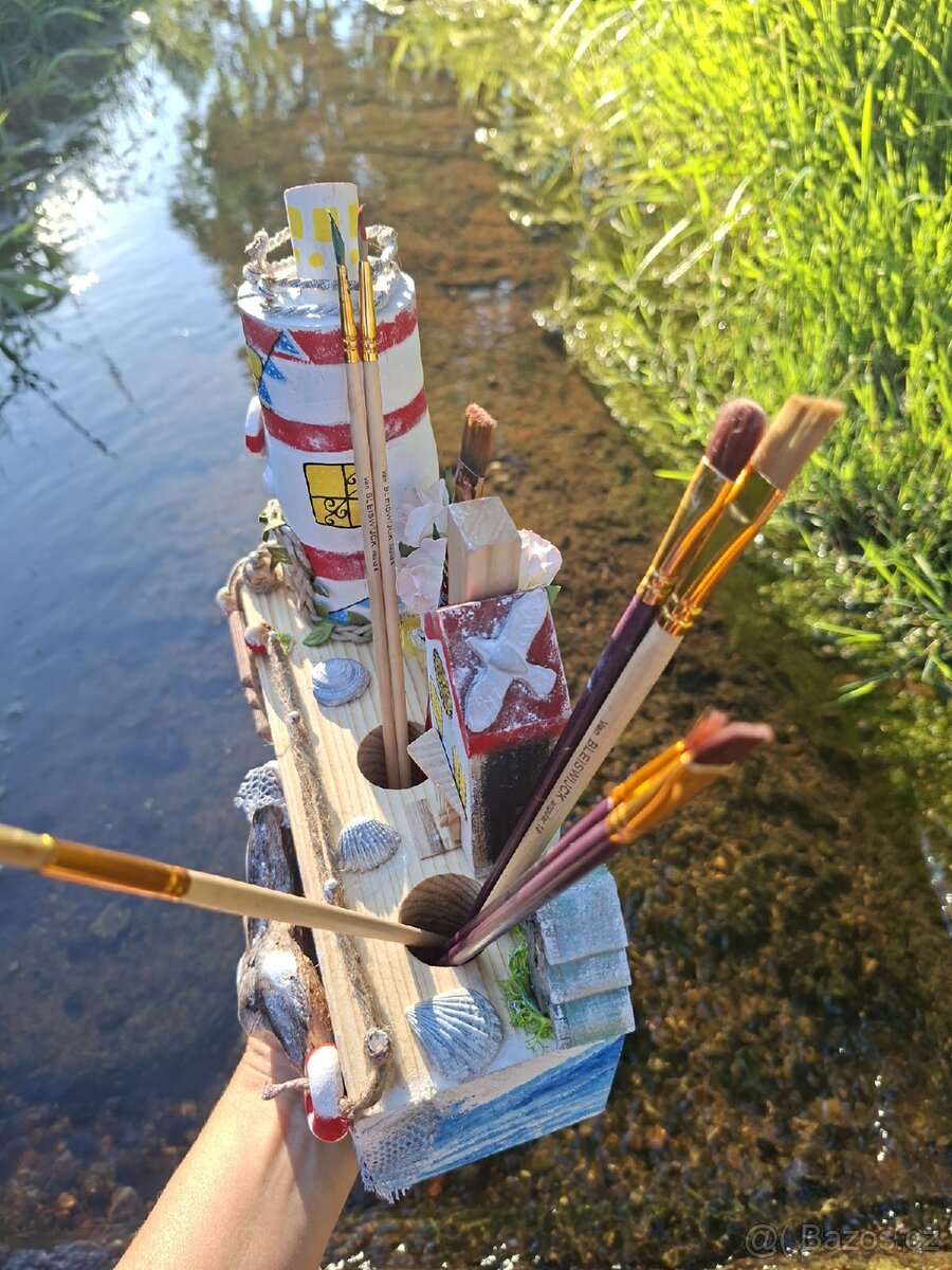 Stojanek - stolní organizér - 4