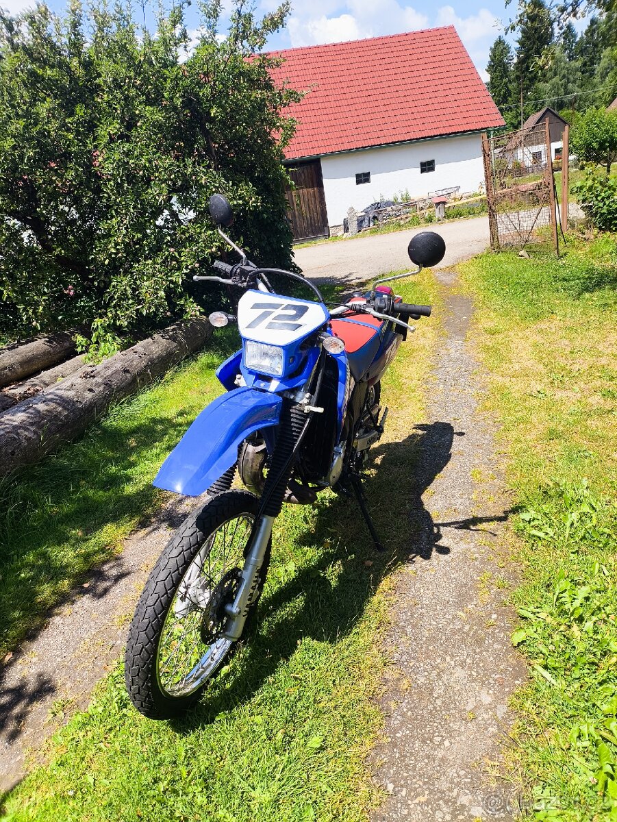 Yamaha DT 125 RE
