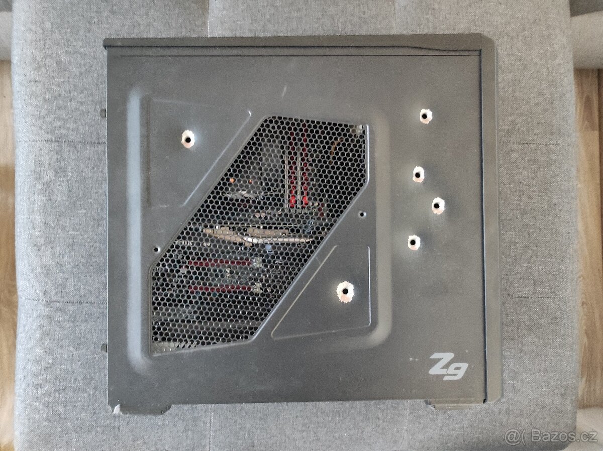 ATX Case Zalman Z9 (prostřílené bočnice) - 4