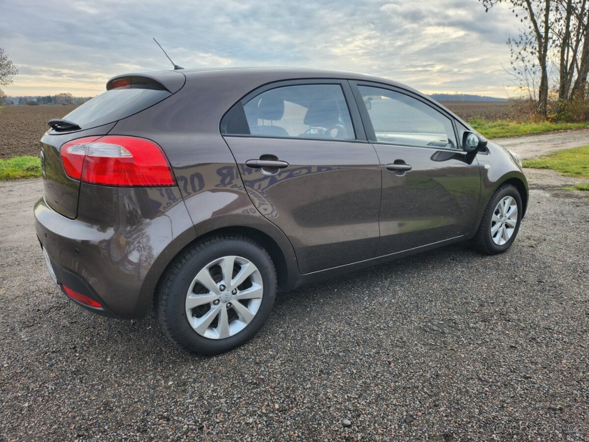 kia Rio 1.3 benzín 2014 - 4