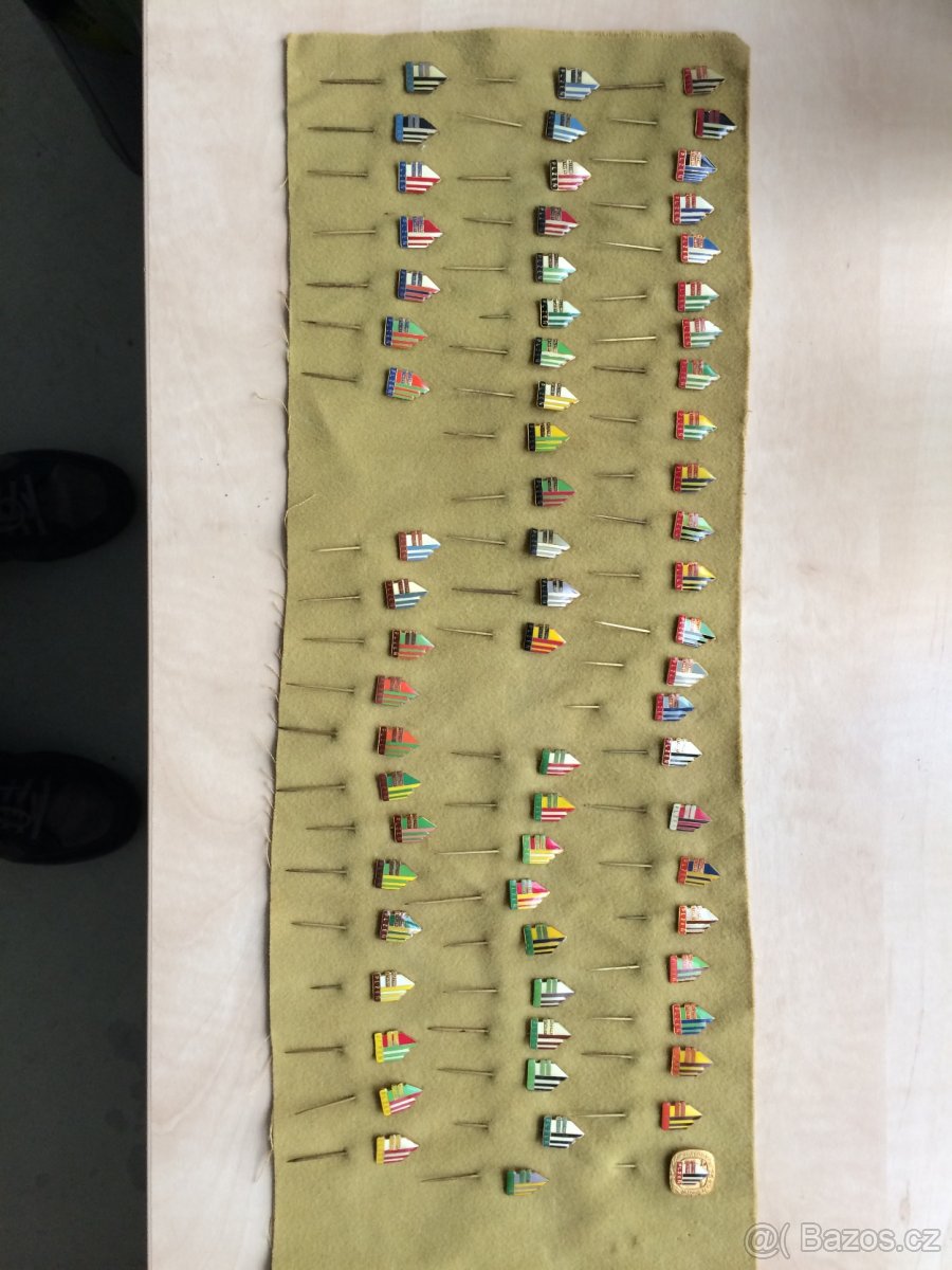 Raritní sbírka odznaků - 4