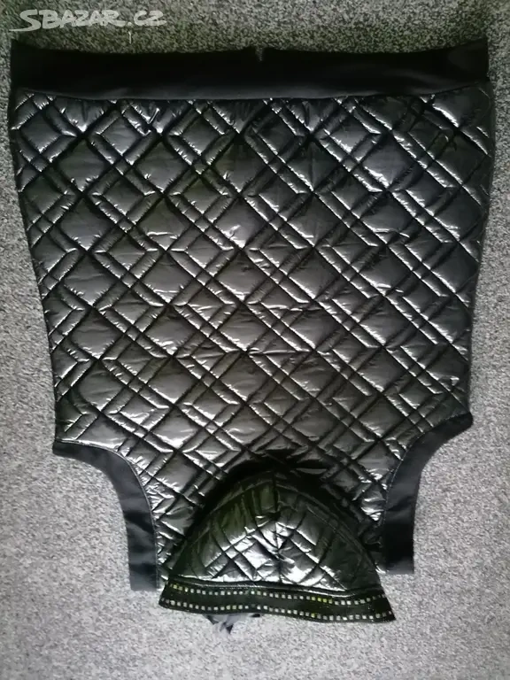 Dámská vesta s kapucí s kamínky vel 44 - 4