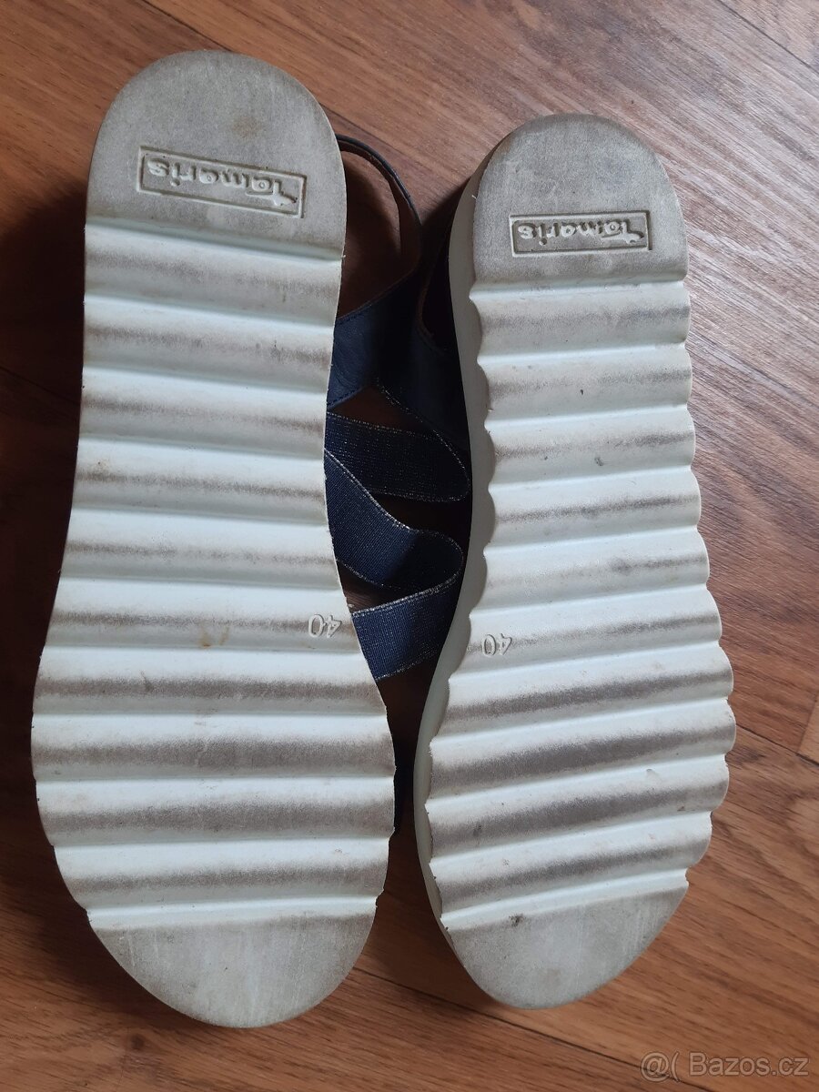Kožené tmavě modré sandály Tamaris vel. 40 - 4