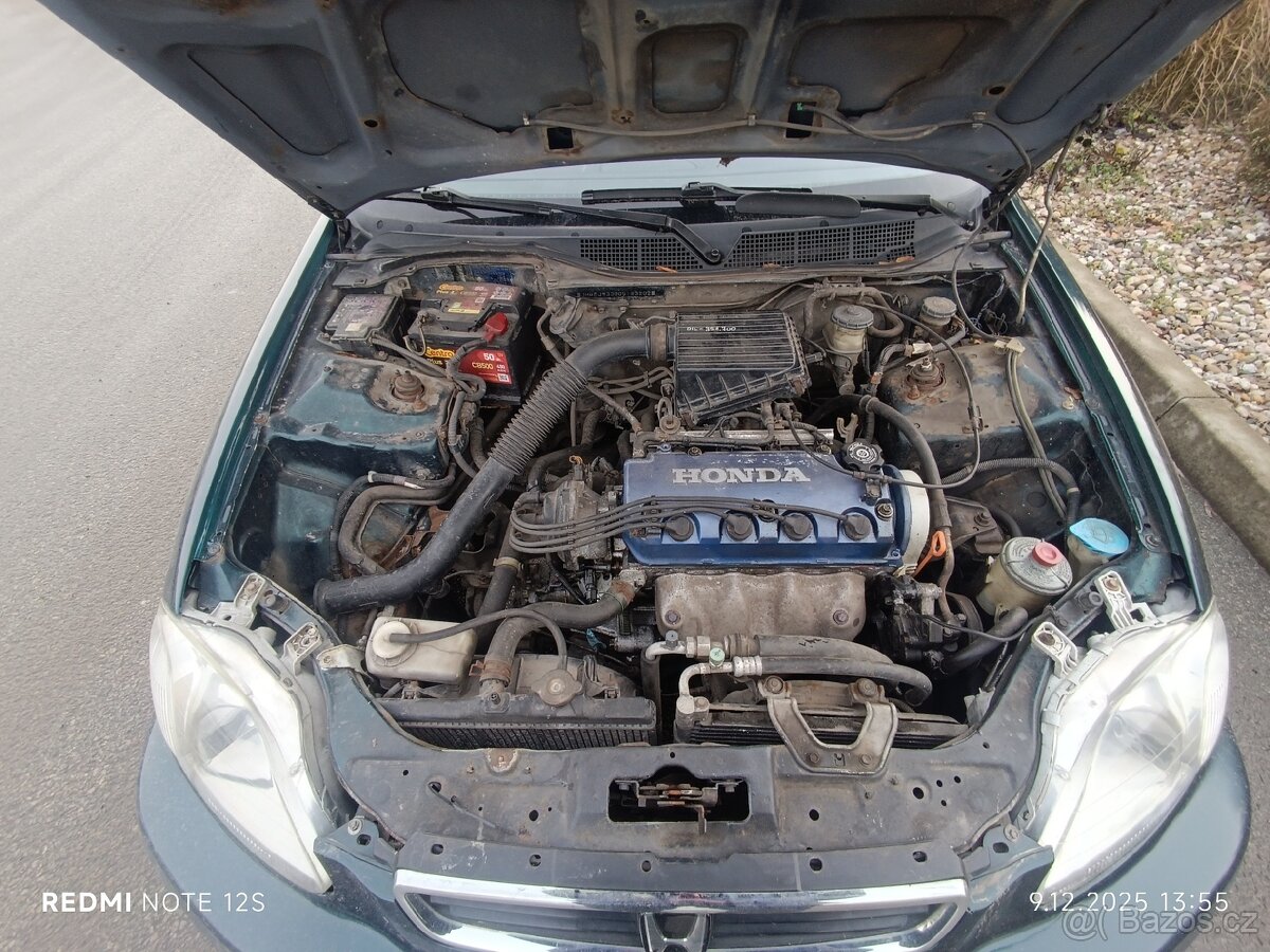 Honda Civic 6g - 4