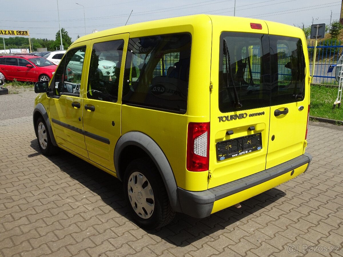 Ford Transit Connect 1.8 TDCi 5.míst - 4