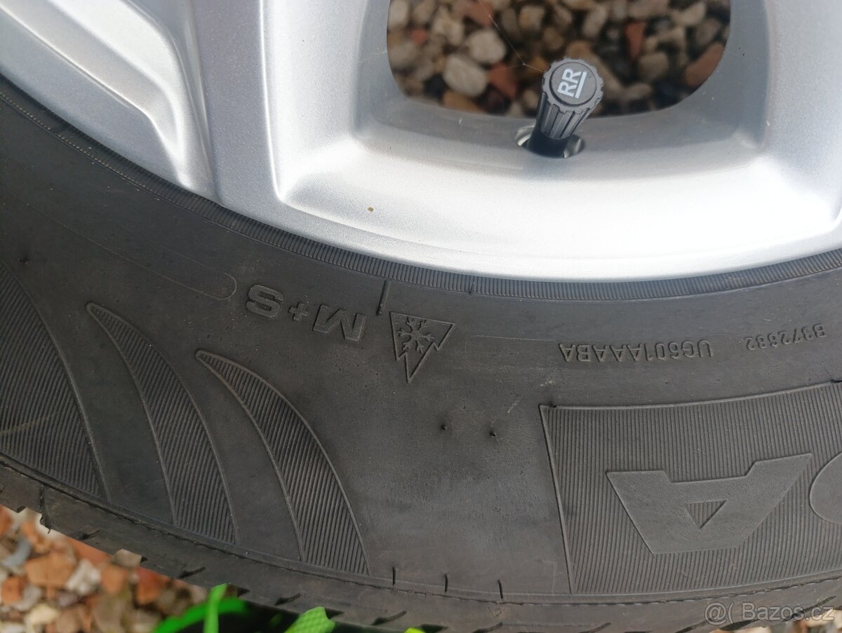 Prodám zimní kola na Dacii - 4