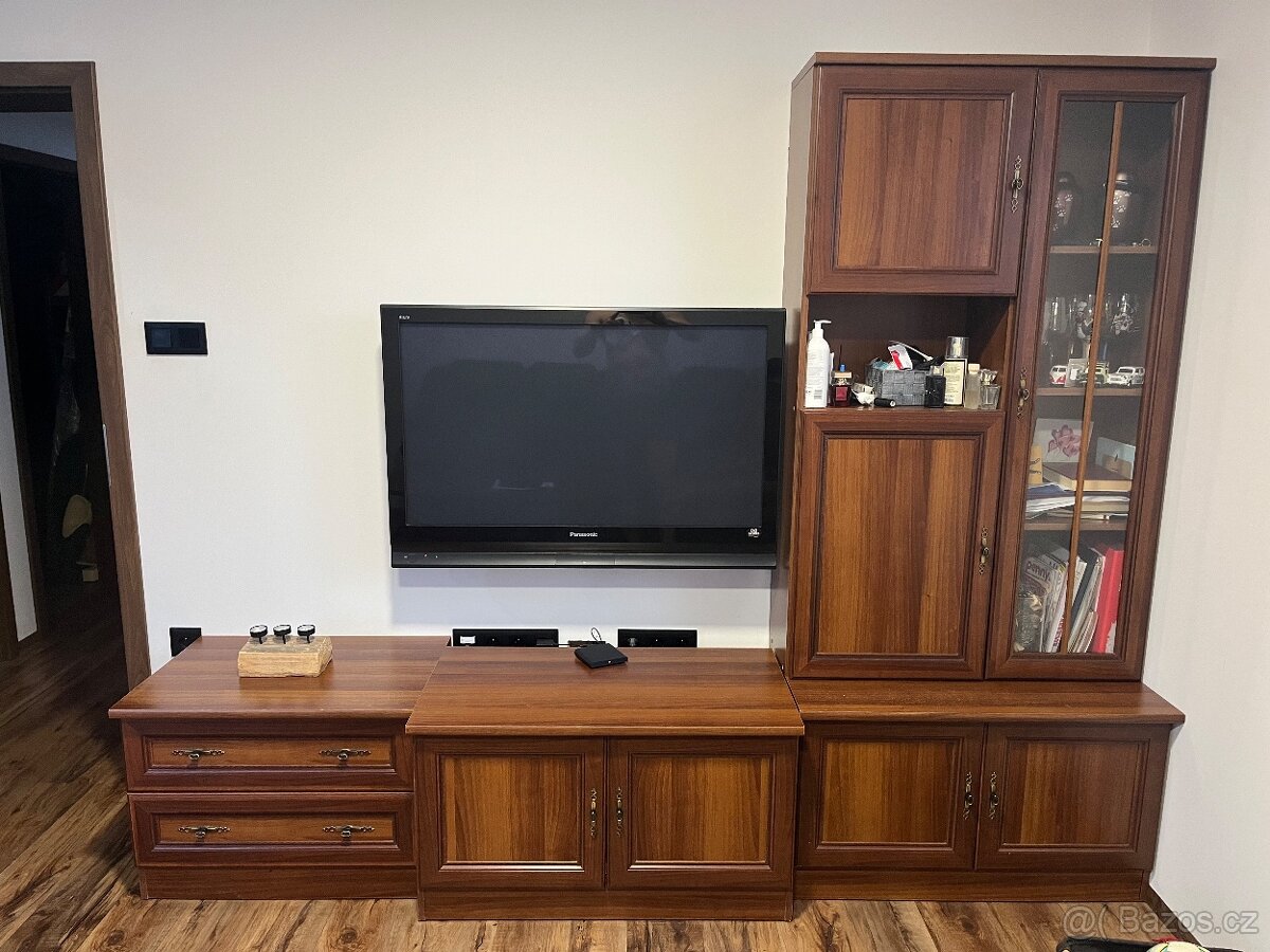 Obývací stěna + stolek - 4
