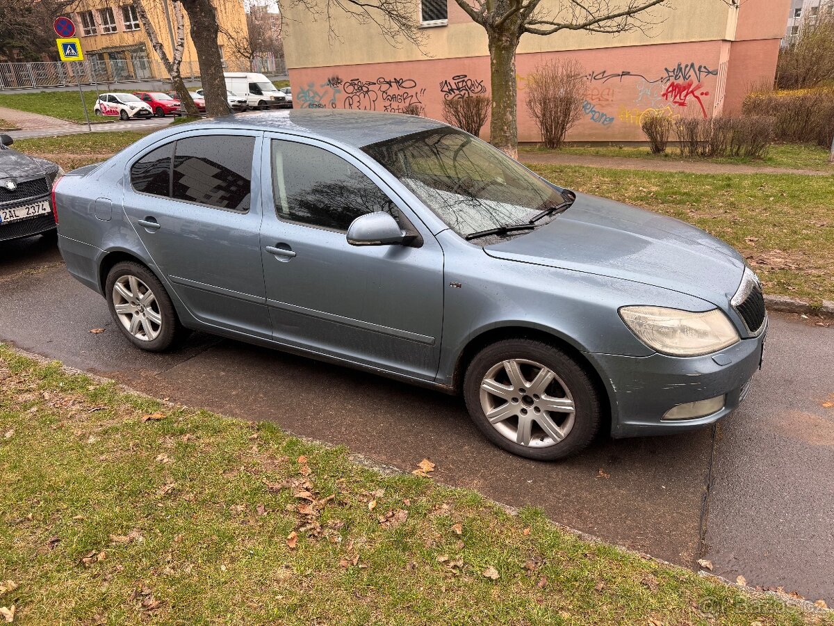 Škoda Octavia II 2.0 TDI DSG - 4