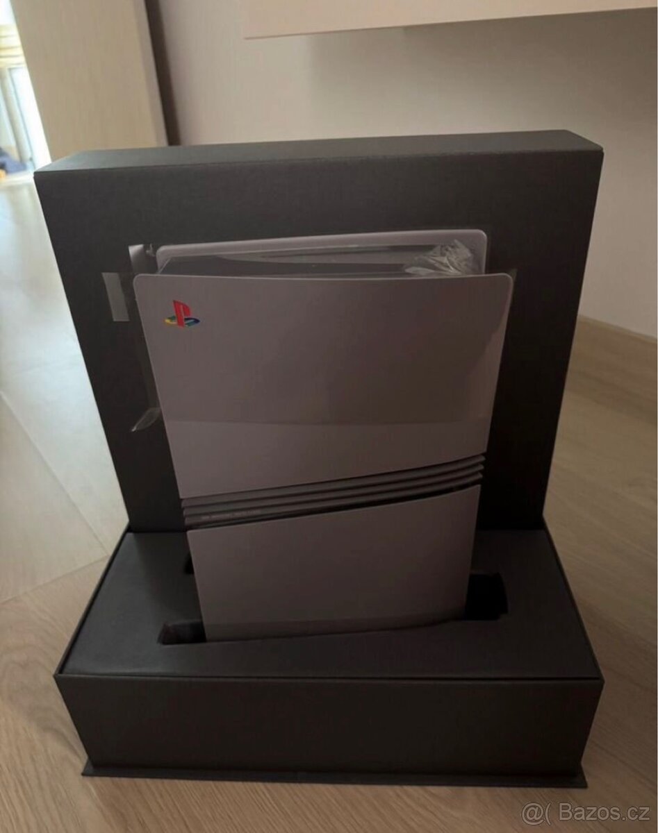 PS5 Pro – edice k 30. výročí - 4