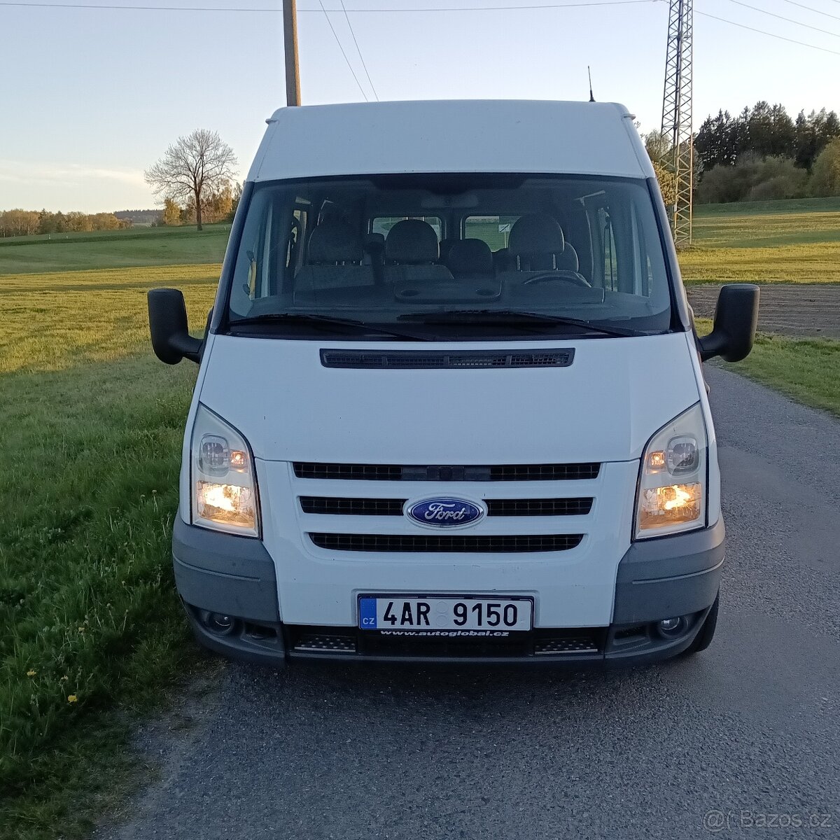 FORD TRANSIT 2,2 tdci 9míst - 4