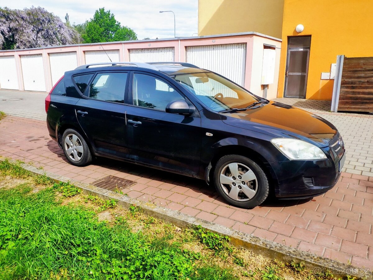 Kia Ceed 1.4i 80 kW Weekend, TOP cena - 4