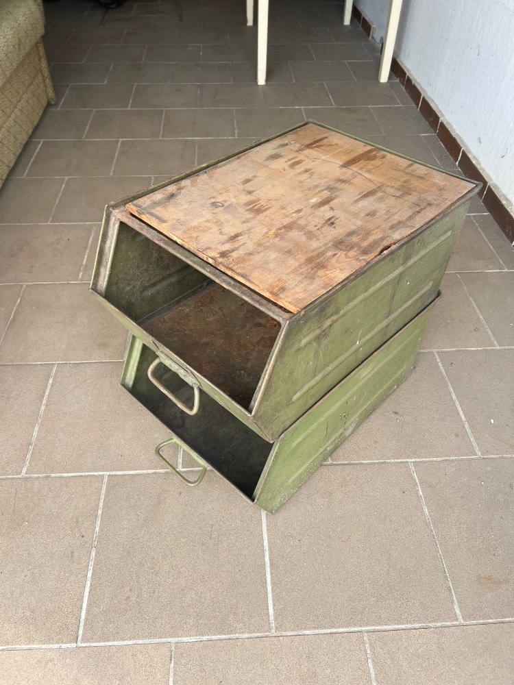 uhlák - 4