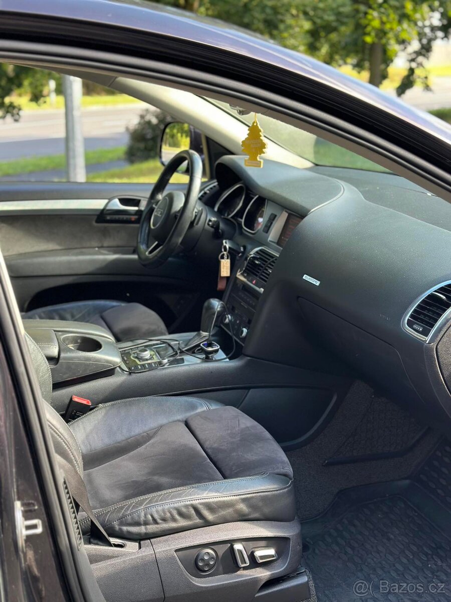 Audi Q7 - 4