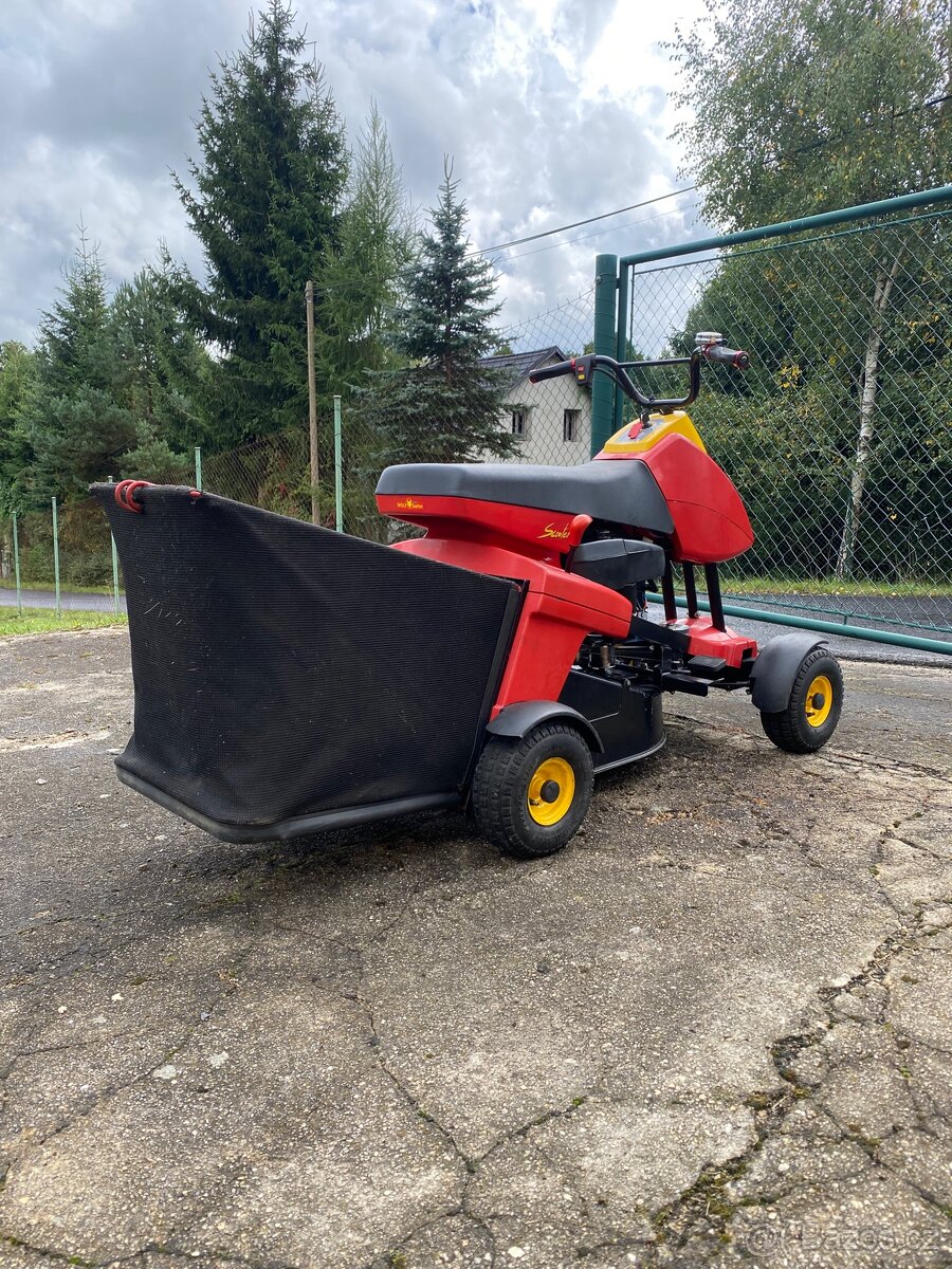 Zahradní rider traktůrek sekačka Wolf-Garten Scooter SV4 - 4