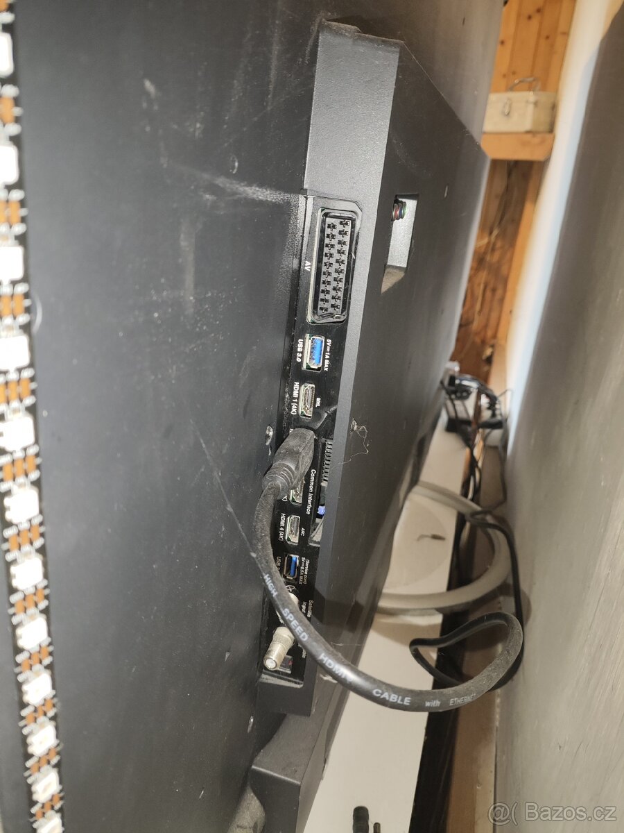 LCD TV TCL použita velikost 58" - 4