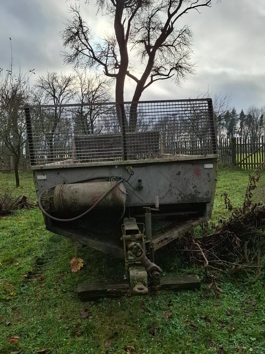 Prodám rozmetadlo RUR-5 - 4
