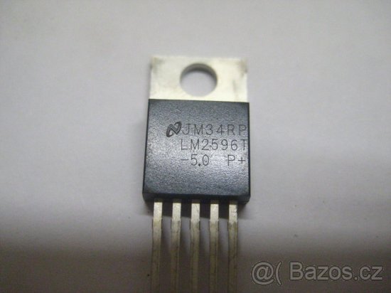 LM2596T spínaný napěťový regulátor. - 4