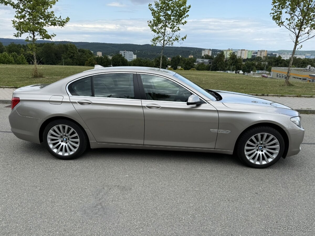 BMW 740D - 4