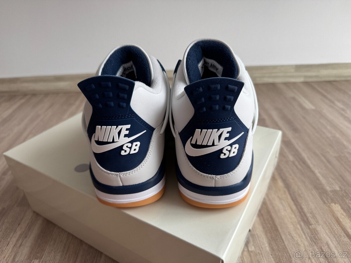 NIKE AIR JORDAN 4 SB Navy - 4