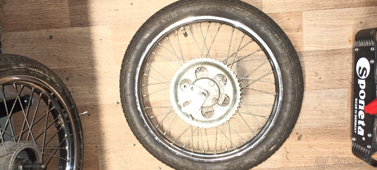 Babetta 210 - kola pár, pěkné chromy - 4