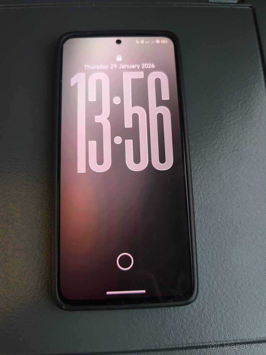 Xiaomi Redmi note 13. Lechce prasklý - 4