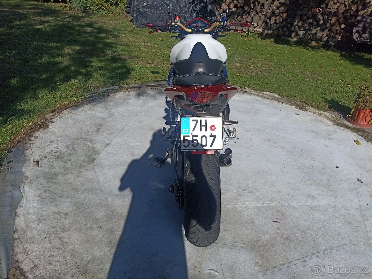 Honda CB1000r - 4