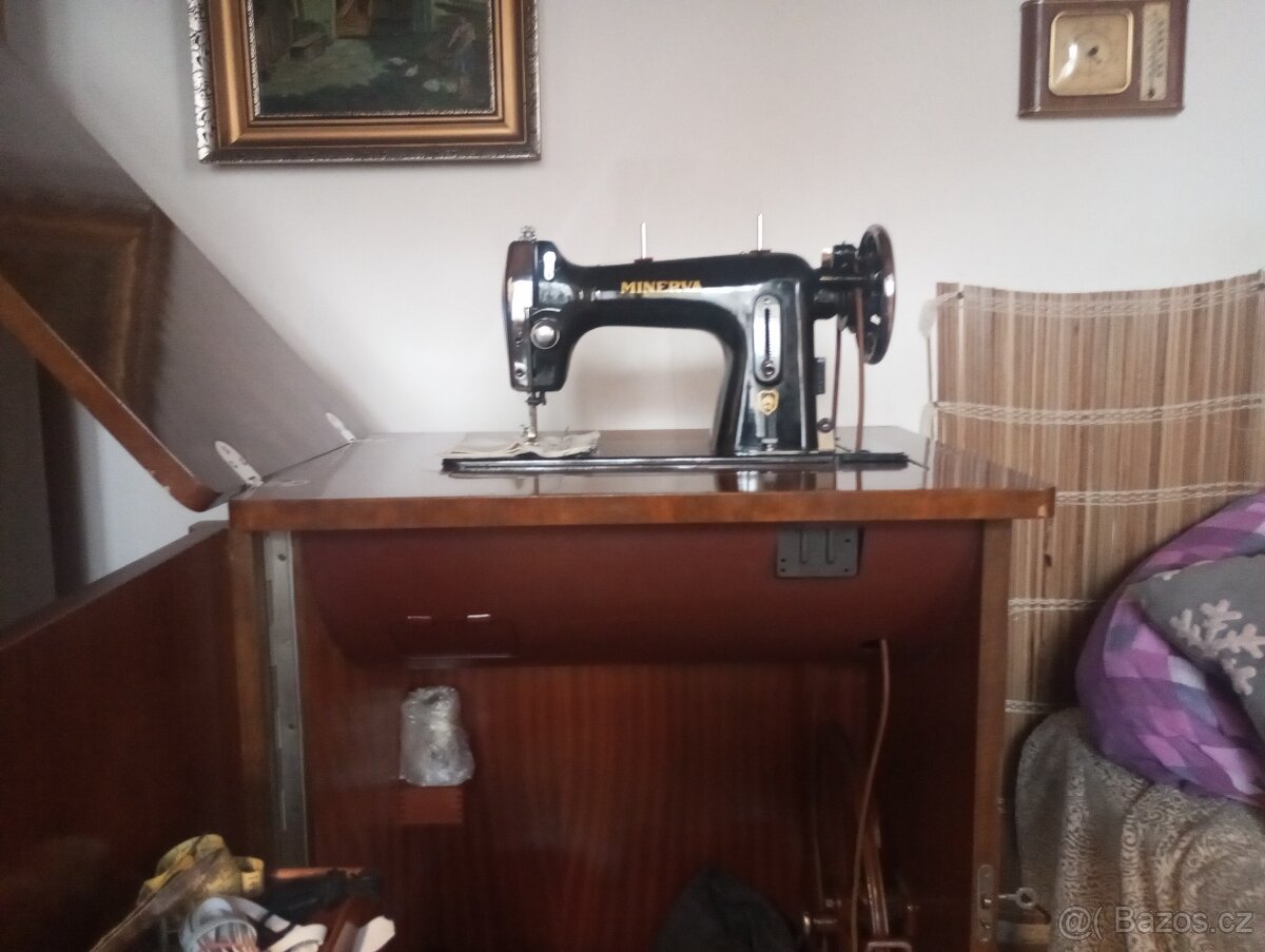 Šicí stroj - 4
