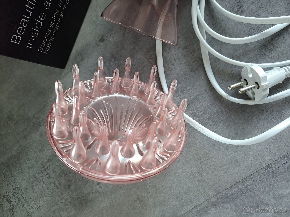 Vyoušeč vlasů Philips MoistureProtect - 4