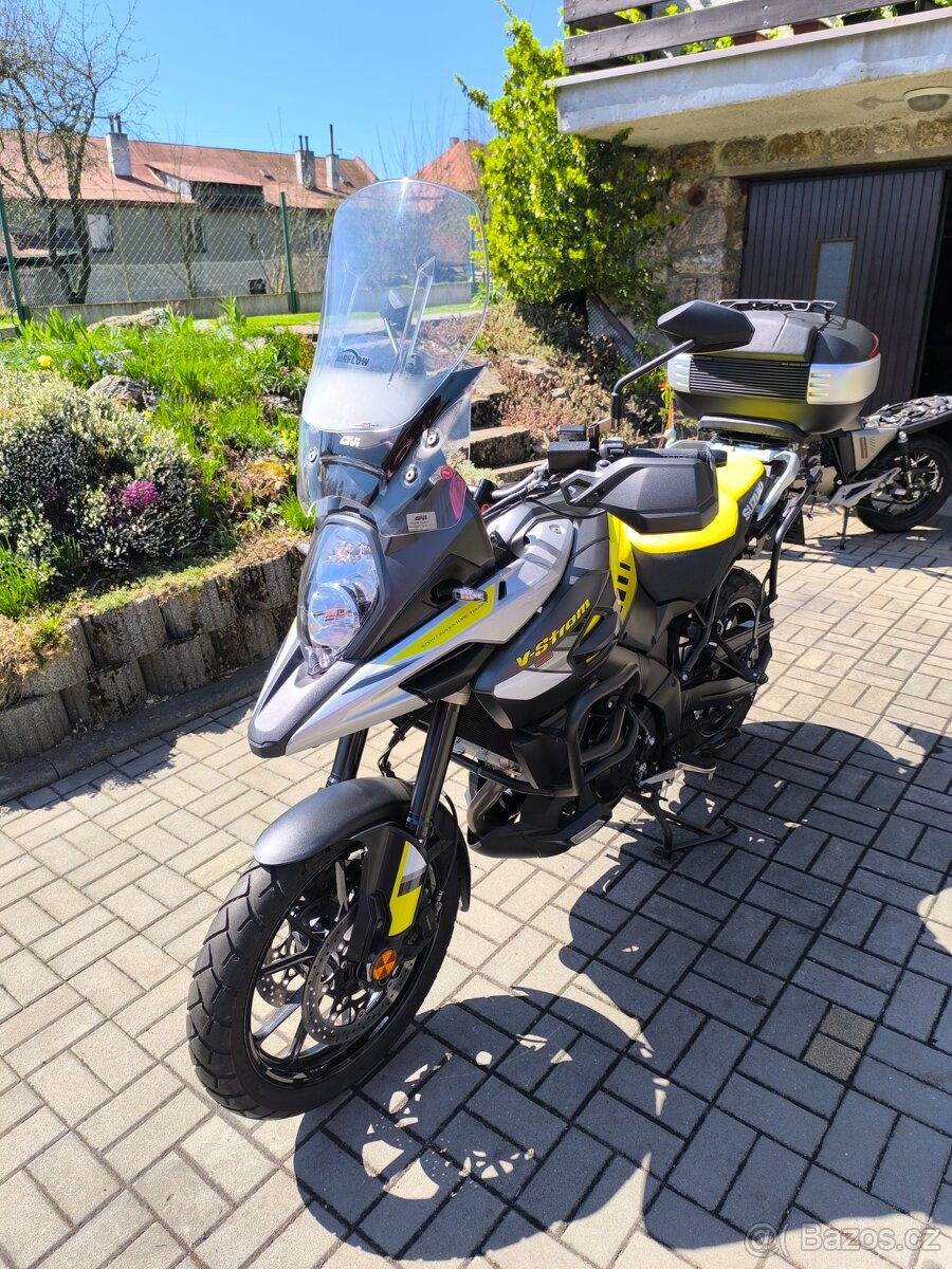 Suzuki V-Strom 1000