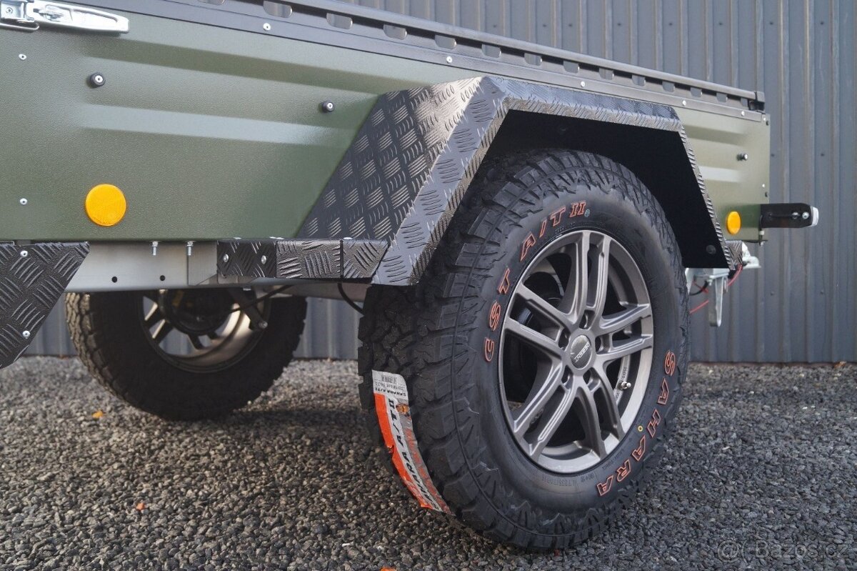 Kvalitní OFFROAD Přívěsný Vozík Valník 1t Zelený Böckmann