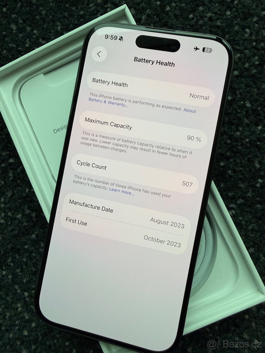 Apple iPhone 15 Pro 512GB - šedý - 4