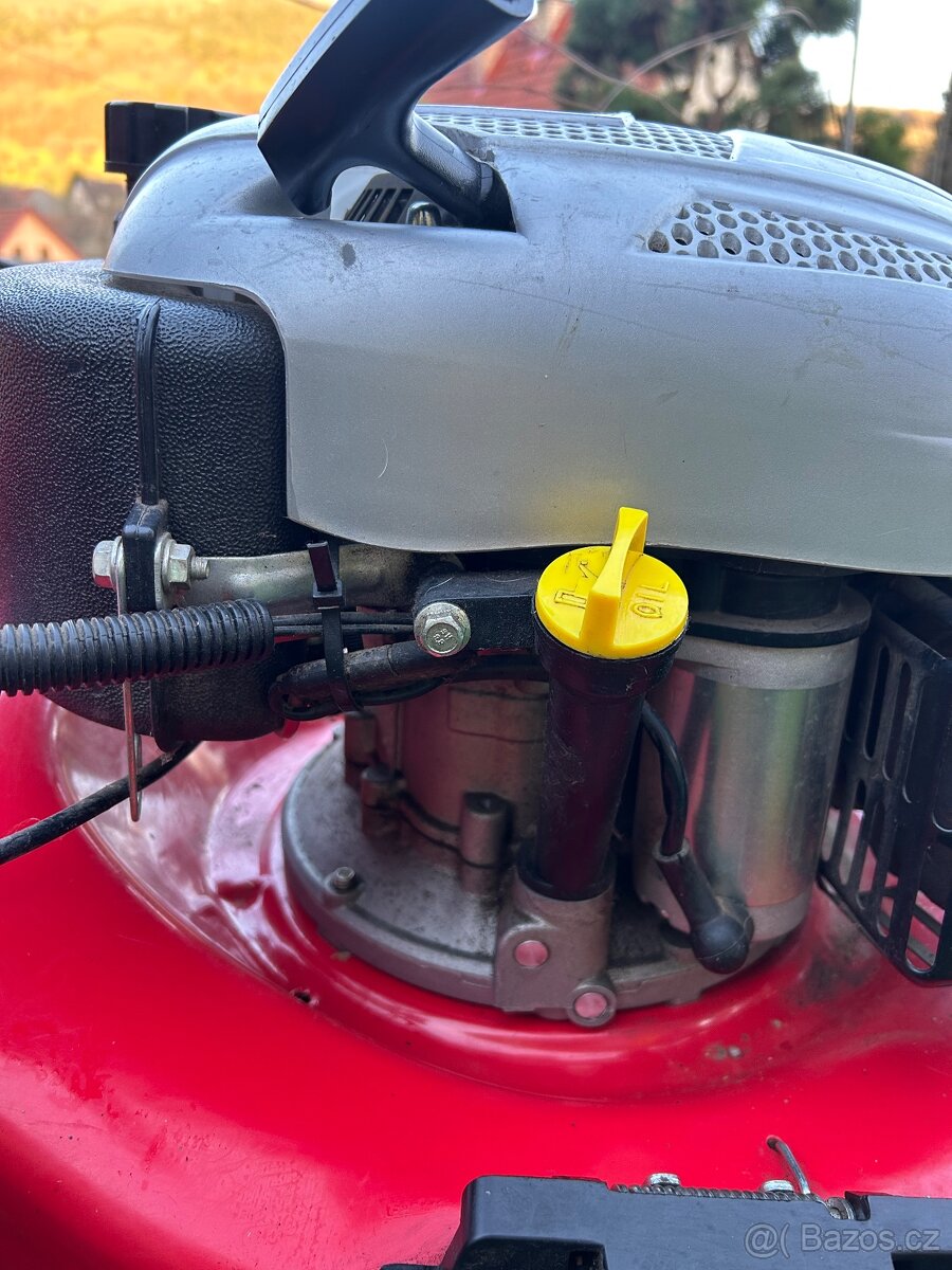 Motorová sekačka s elektrickým startérem - 4