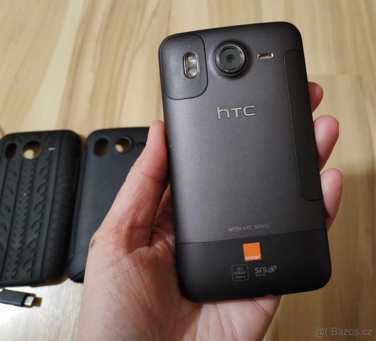 Mobilní telefon HTC Desire HD plně funkční - 4