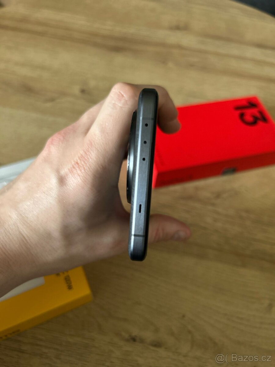 OnePlus 13 - 4