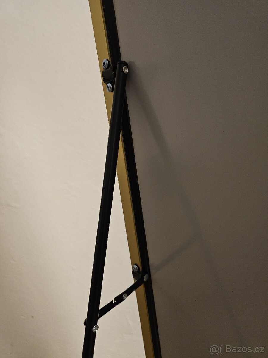 Samostatně stojící zrcadlo - 4