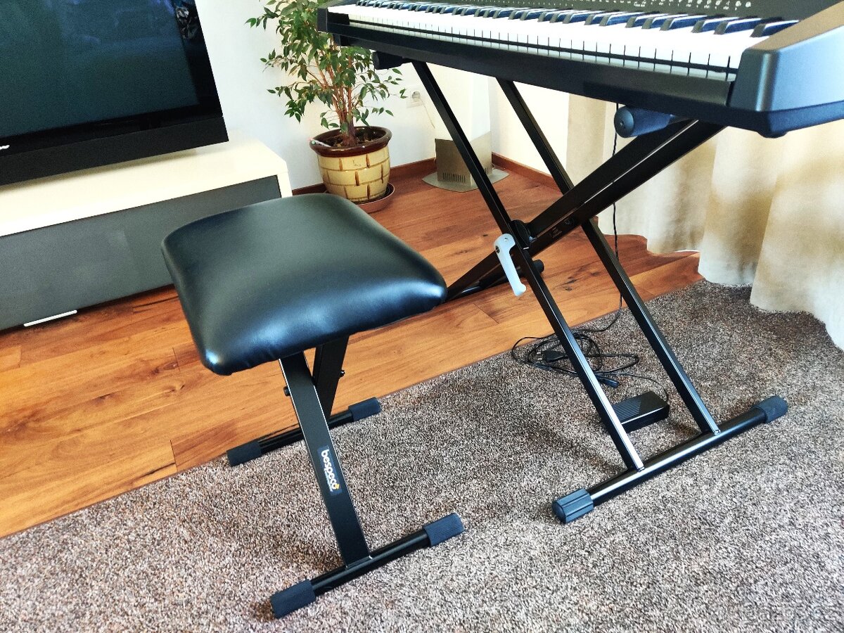 Kurzweil KP300X + K&M 18997 Al stojan + Bespeco SG8EX židle - 4