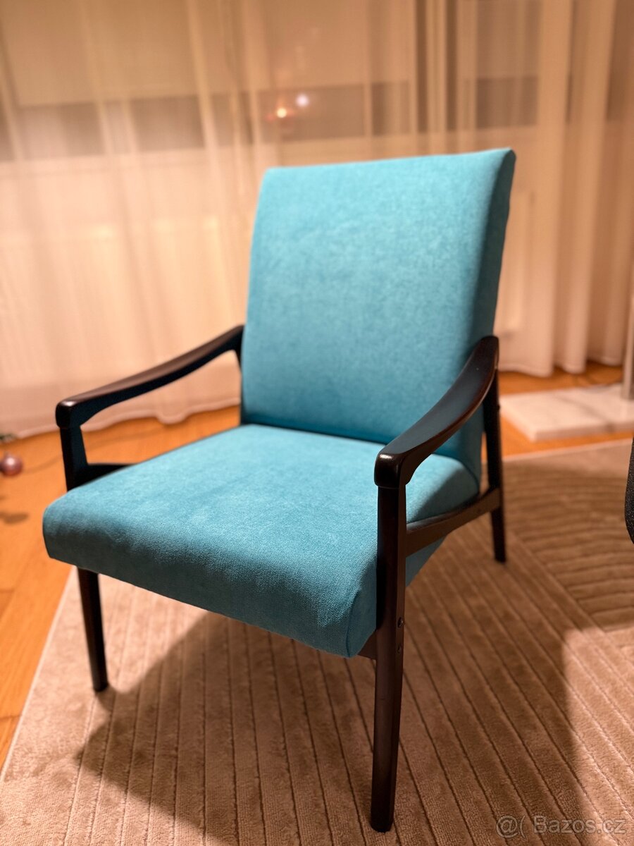 Křeslo Jiří Jiroutek po renovaci - 4