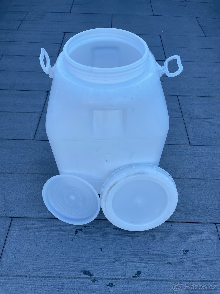 Plastový sud 56 L s víkem a těsněním - 4