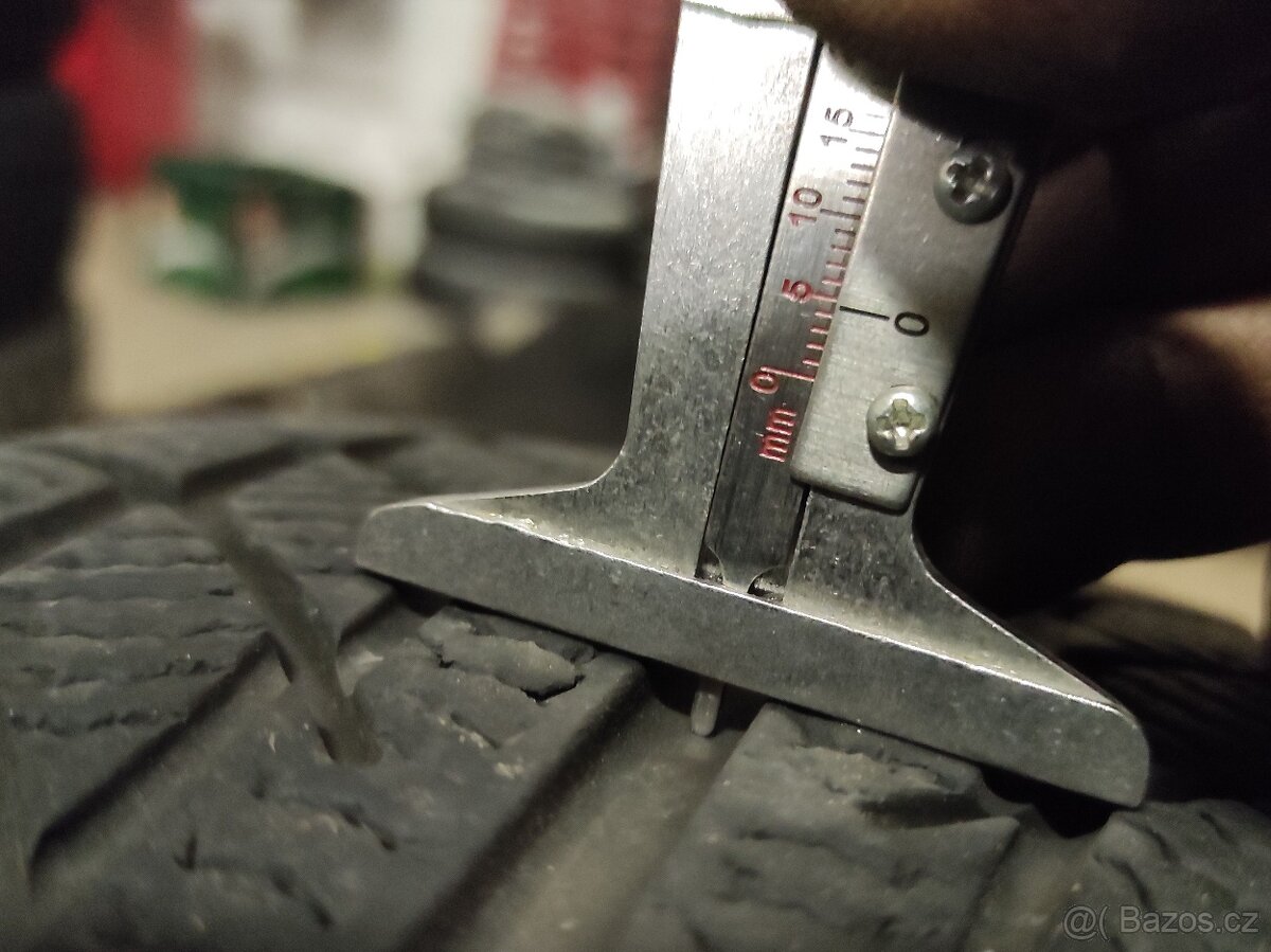 zimní sada 215/55 R16 Ford 5x108 - 4