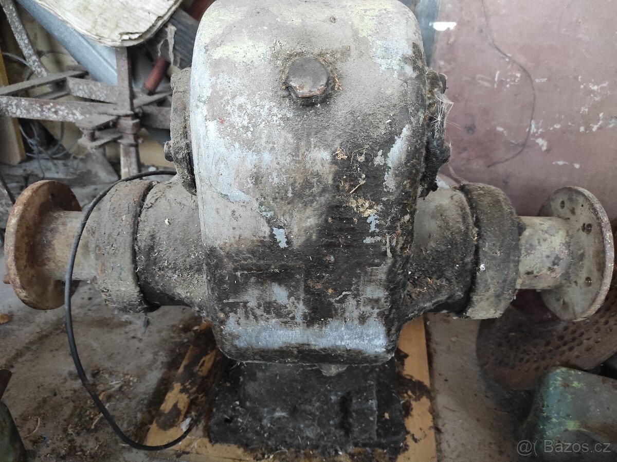 Dkw fréza,paroháč,dvojkolesovy trakror - 4