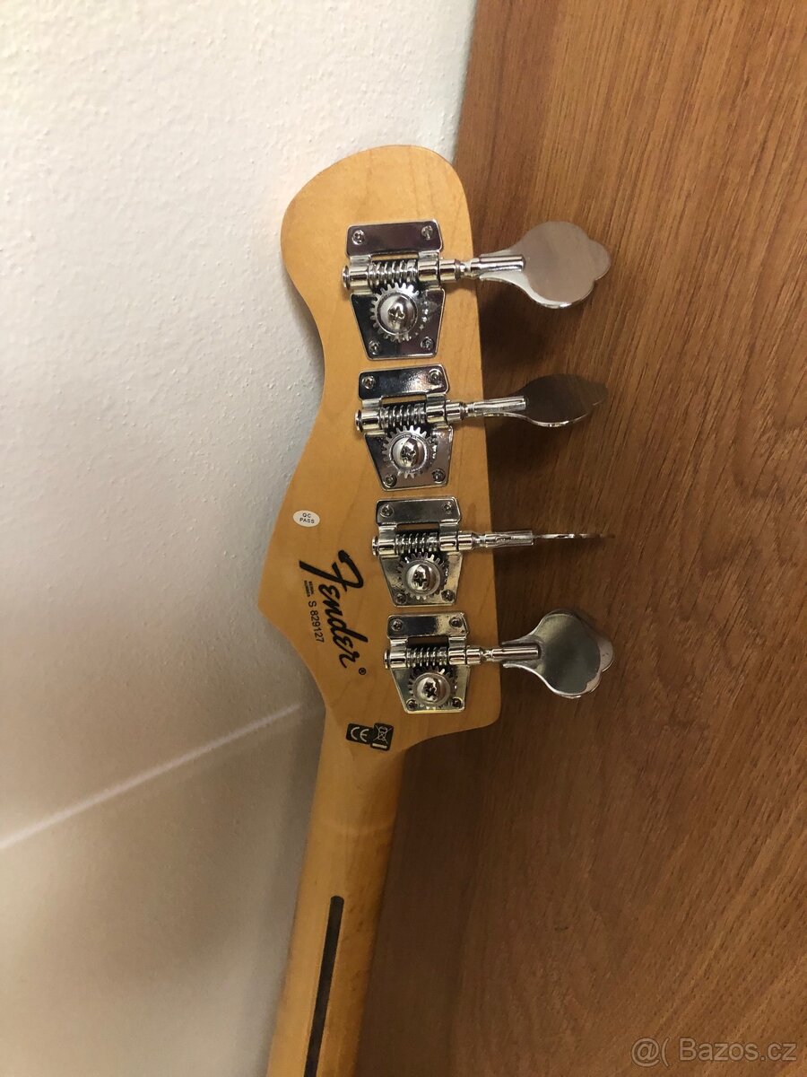 Fender geddy lee - 4