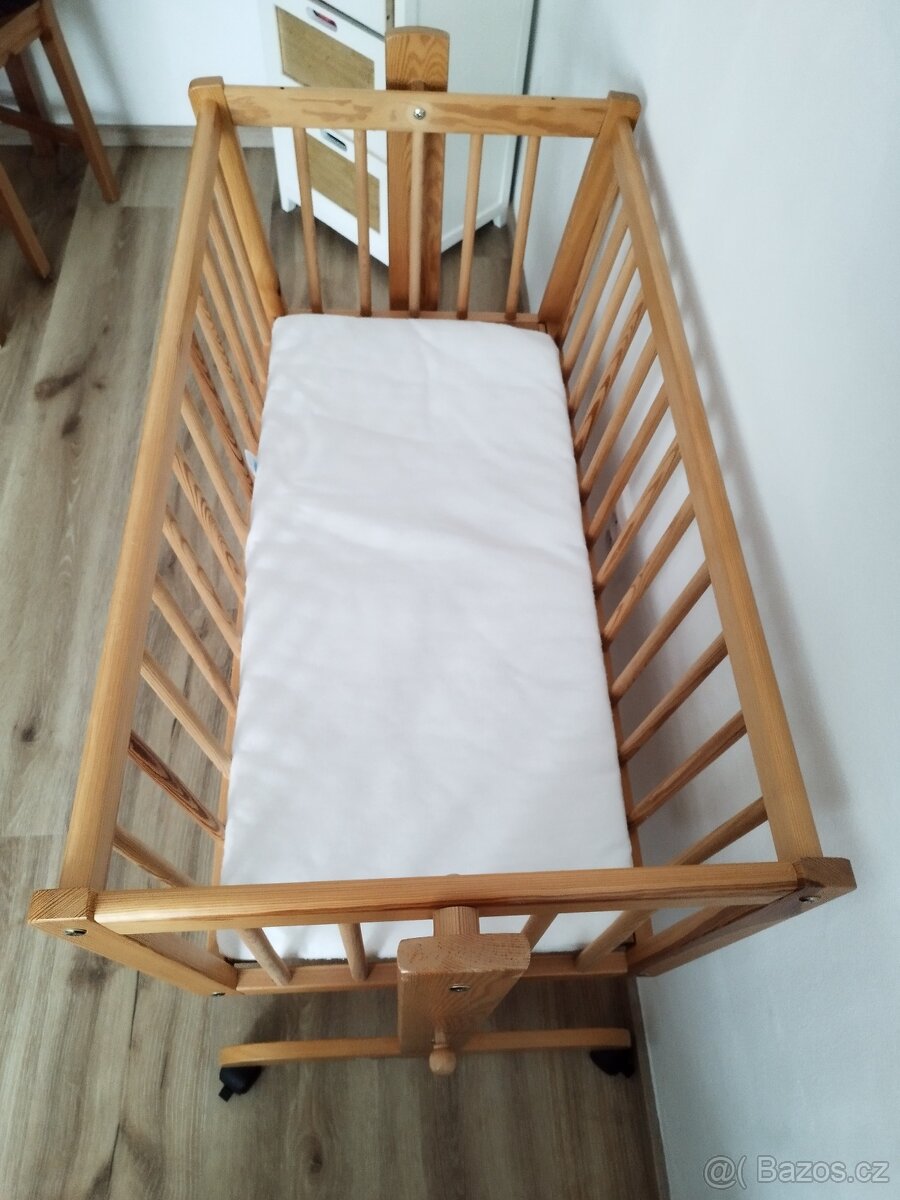 Dřevěná kolébka pro miminko - 4