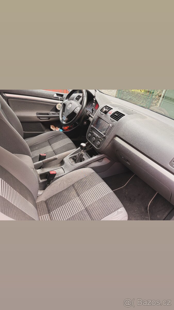 Prodám GOLF5 - 4